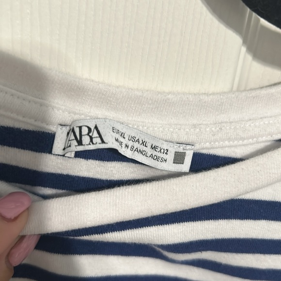 Zara - Picture 2 of 2